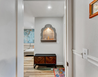 661 Eagle Circle - Photo Thumbnail 21