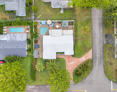 661 Eagle Circle - Photo Thumbnail 41