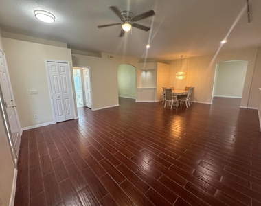981 Nw Tuscany Drive - Photo Thumbnail 5