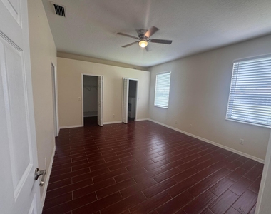 981 Nw Tuscany Drive - Photo Thumbnail 8