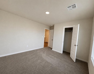 2512 Kathleens Crossing - Photo Thumbnail 1