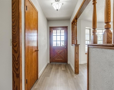 6601 Nw 150th Street - Photo Thumbnail 3