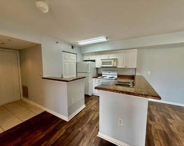 191 Sw Palm Drive - Photo Thumbnail 2