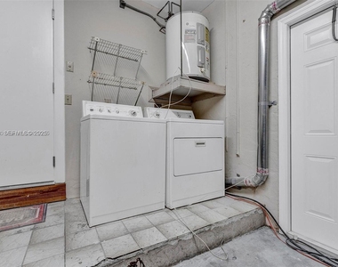 1406 Nw 8th Street - Photo Thumbnail 42
