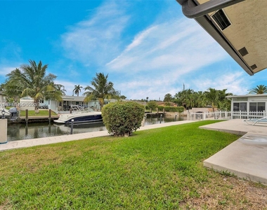1406 Nw 8th Street - Photo Thumbnail 4