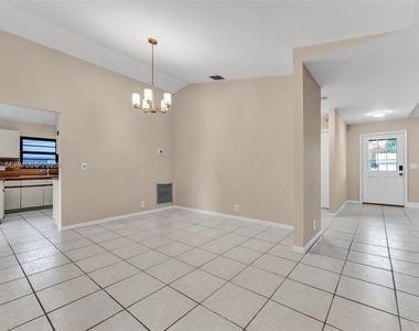 1406 Nw 8th Street - Photo Thumbnail 14