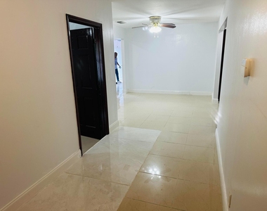 926 N C Street - Photo Thumbnail 1