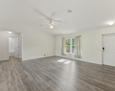 8007 Royal Court - Photo Thumbnail 7