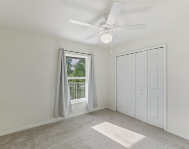 8007 Royal Court - Photo Thumbnail 20