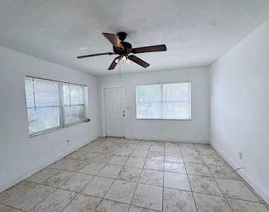 511 Se 2nd Avenue - Photo Thumbnail 42