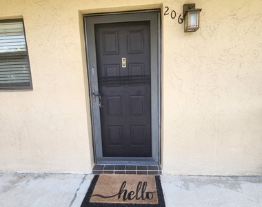 21902 Lake Forest Circle - Photo Thumbnail 15