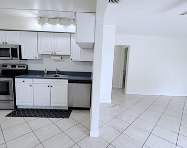 509 Se 2nd Avenue - Photo Thumbnail 10