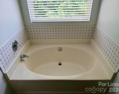 14624 Devin Allen Drive - Photo Thumbnail 20