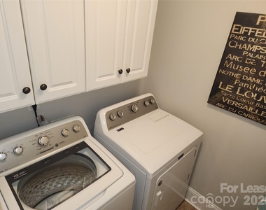1205 Torrence Circle - Photo Thumbnail 15
