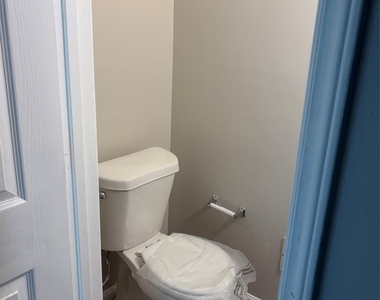 1708 Village Lake Drive - Photo Thumbnail 3