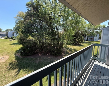 11023 Harrowfield Road - Photo Thumbnail 22