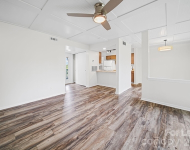11023 Harrowfield Road - Photo Thumbnail 3