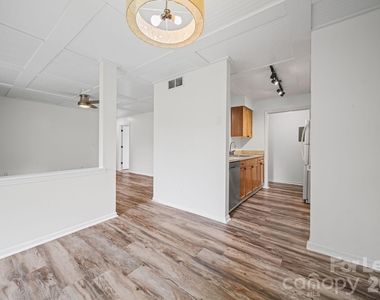 11023 Harrowfield Road - Photo Thumbnail 10
