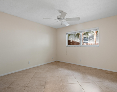 1106 Ne 16th Court - Photo Thumbnail 15