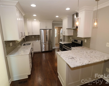 5410 Londonderry Road - Photo Thumbnail 9