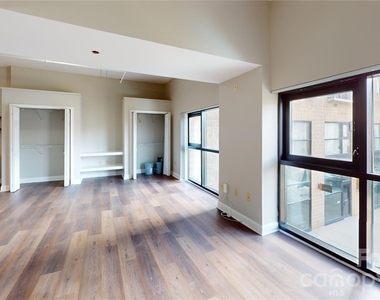 715 N Church Street - Photo Thumbnail 8