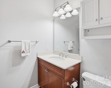 1829 Kenilworth Avenue - Photo Thumbnail 23