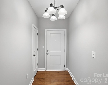 1829 Kenilworth Avenue - Photo Thumbnail 4
