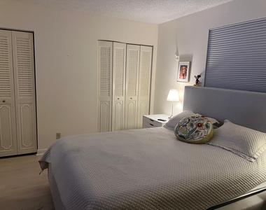 424 Se 10th Street - Photo Thumbnail 14