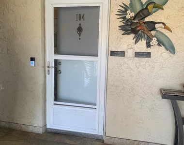 424 Se 10th Street - Photo Thumbnail 4