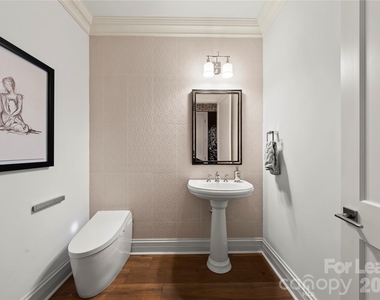 222 S Caldwell Street - Photo Thumbnail 8