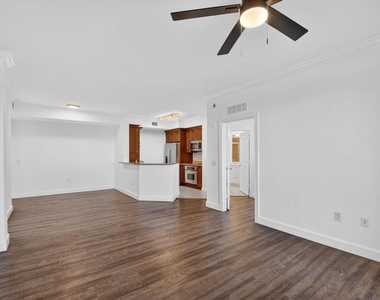 1660 Renaissance Commons Boulevard - Photo Thumbnail 6