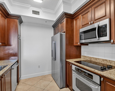 1660 Renaissance Commons Boulevard - Photo Thumbnail 2