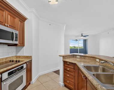 1660 Renaissance Commons Boulevard - Photo Thumbnail 3