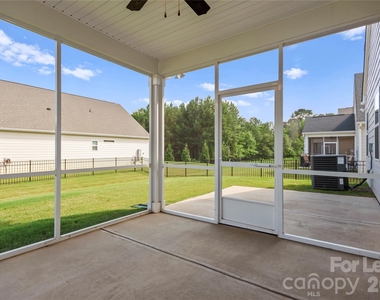 3627 Whitney Way - Photo Thumbnail 20