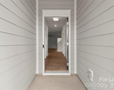3627 Whitney Way - Photo Thumbnail 1