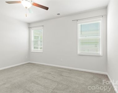 3627 Whitney Way - Photo Thumbnail 28