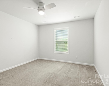 3627 Whitney Way - Photo Thumbnail 32