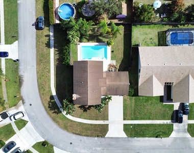 760 Windtree Way - Photo Thumbnail 56