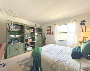 760 Windtree Way - Photo Thumbnail 33