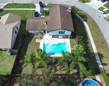 760 Windtree Way - Photo Thumbnail 54