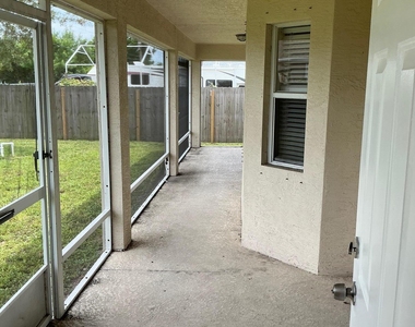 2173 Sw Idaho Lane - Photo Thumbnail 15