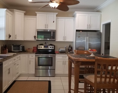 182 Sims Creek Lane - Photo Thumbnail 4