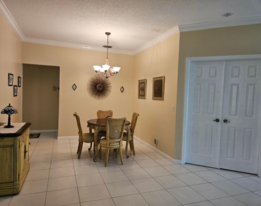 182 Sims Creek Lane - Photo Thumbnail 5