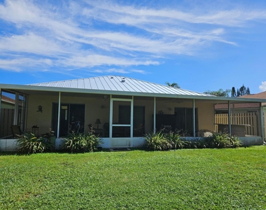 182 Sims Creek Lane - Photo Thumbnail 13