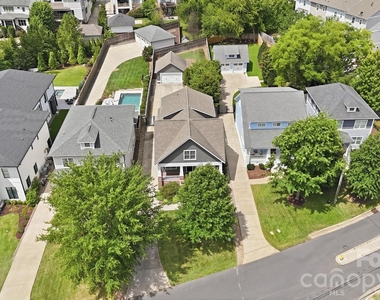 404 Iverson Way - Photo Thumbnail 13