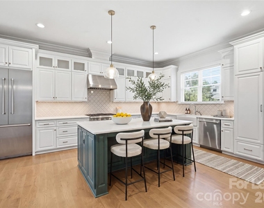 404 Iverson Way - Photo Thumbnail 2