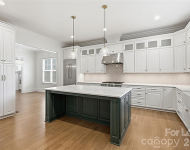 404 Iverson Way - Photo Thumbnail 35