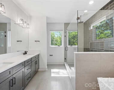 1112 Fairmont Street - Photo Thumbnail 33