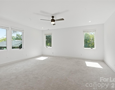 1112 Fairmont Street - Photo Thumbnail 3