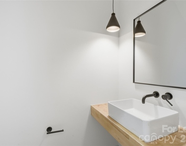 1112 Fairmont Street - Photo Thumbnail 19